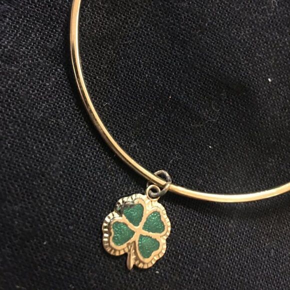 Vintage Avon Signed Four Leaf Clover Bracelet - Picture 6 of 6
